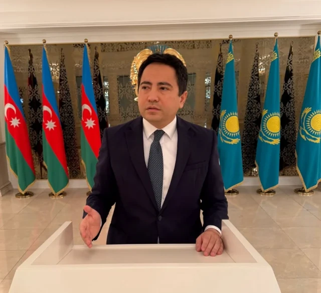 Azərbaycan və Qazaxıstan Xəzərdə sərnişin daşımalarını bərpa edəcək