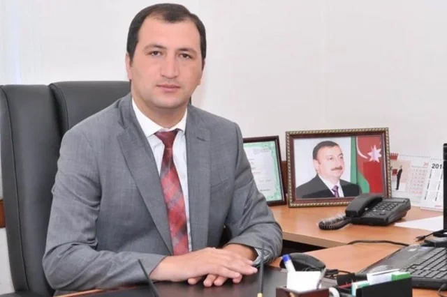 Məmmədlidə antisanitar vəziyyət: Zibil niyə küçədə yığılıb qaldı? - FOTO