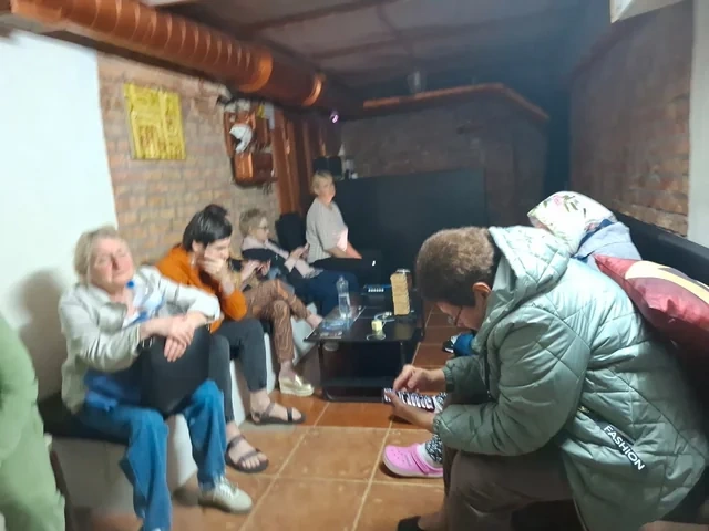 Kiyevdə 200-ə yaxın yaşı olan binanın zirzəmisində dəhşətli gecə - Ukrayna cəbhəsindən xatirələr - FOTO
