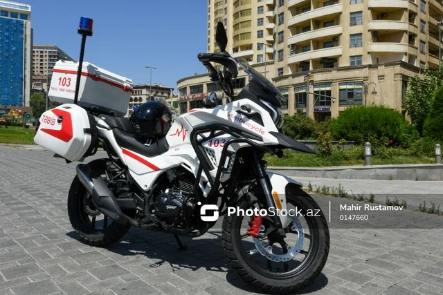 Dar küçələr və sıx trafik üçün həll: TƏBİB-in yeni motosiklet briqadaları - FOTOREPORTAJ