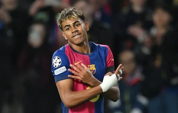 Yamal İspaniya çempionatının ən yaxşı futbolçusu seçildi