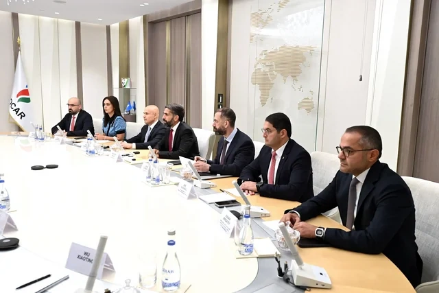 SOCAR-ın prezidenti CC7-nin İdarə Heyətinin sədri ilə görüşüb