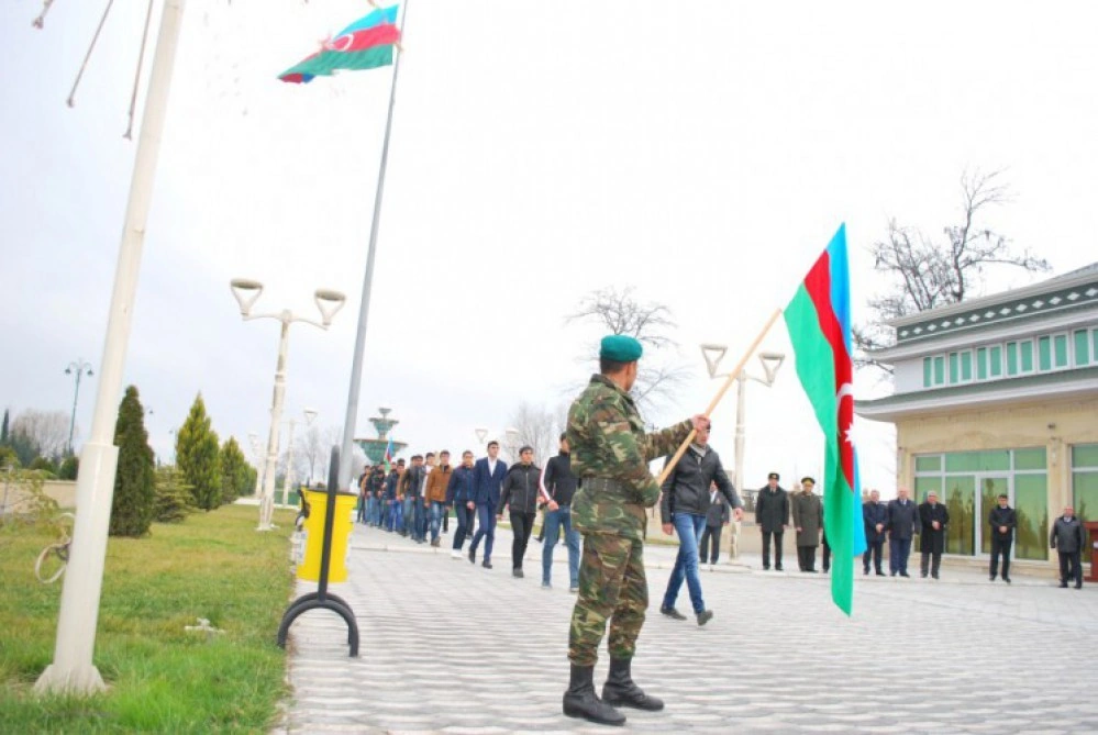 Azərbaycanda hərbi xidmətlə bağlı bu cəzalara təkrar baxılacaq