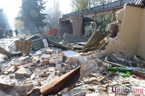 Bakının mərkəzində bu obyektlər sökülür - Foto
