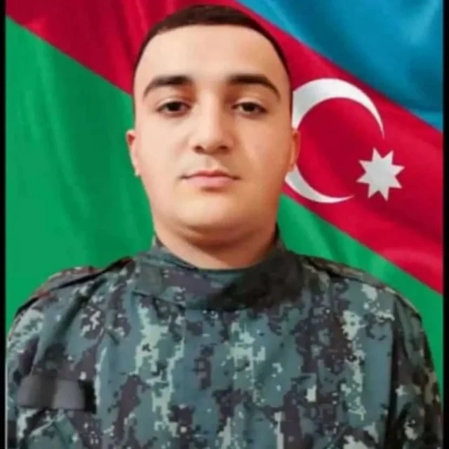 Orden alanlar arasında ildırım vurması nəticəsində həlak olan hərbçilər də var - FOTO