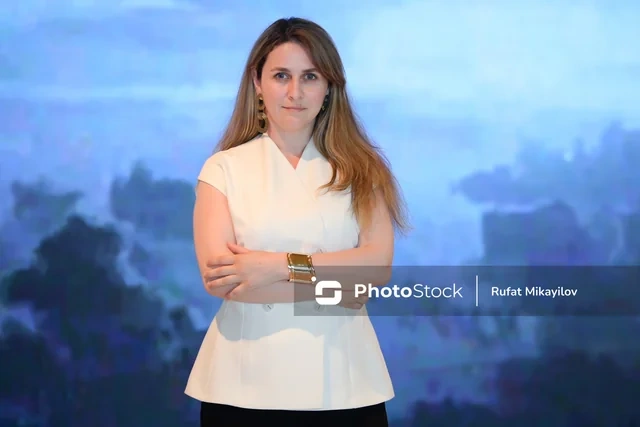 Elm və incəsənəti birləşdirən "Təbii intellekt" sərgisi tamaşaçıları düşündürməyə çağırır - FOTO