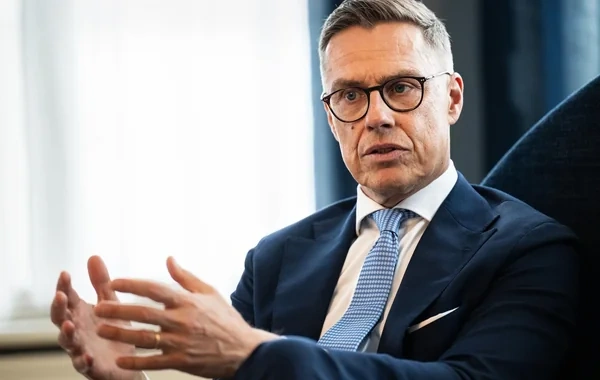 Finlandiya prezidentindən jurnalistə sərt reaksiya: "Saunaya gedin"
