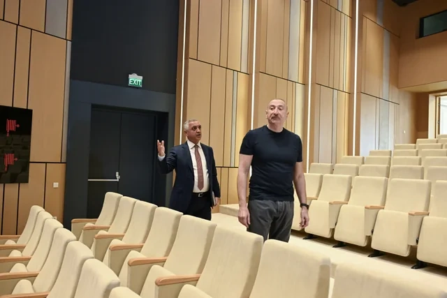 Prezident İlham Əliyev Xankəndidə əsaslı şəkildə yenidən qurulmuş Mədəniyyət Mərkəzinin açılışında iştirak edib