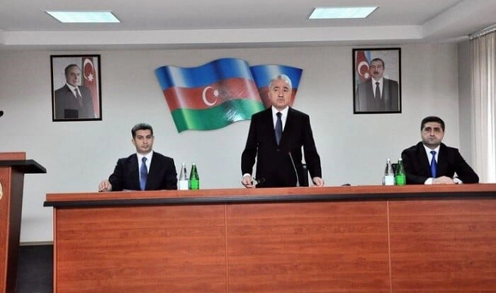 Yeni icra başçısı onu işdən çıxardı