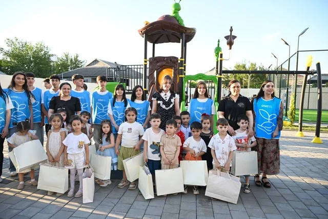 Leyla Əliyevanın iştirakı ilə Yevlaxda abadlaşdırılmış məhəllə sakinlərin istifadəsinə verilib - FOTO