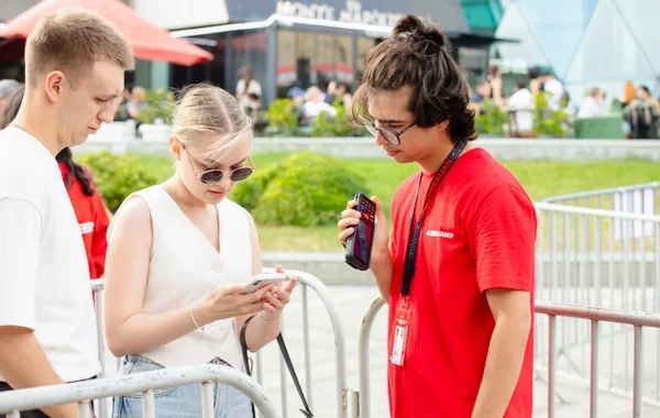 Son 10 ildə Bakıda keçirilən "Formula-1" yarışlarında 20 mindən çox könüllü çalışıb - FOTO