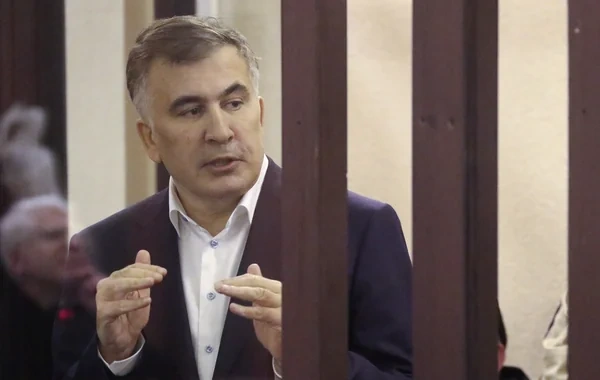 Məhkəmə Saakaşvili ilə bağlı hökmü qüvvədə saxlayıb