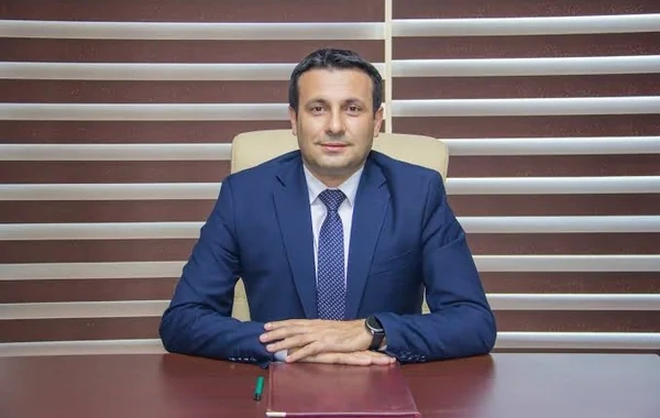 Elnur Hidayətoğlu vəzifəsindən ayrıldı