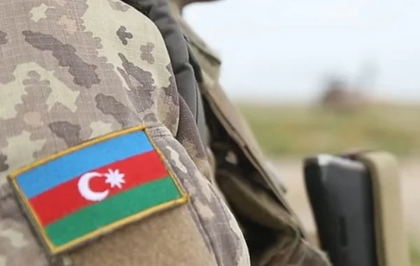 Hərbi xidmətə yollanan bəzi şəxslərə üçaylıq məvacib həcmində MÜAVİNƏT VERİLƏCƏK