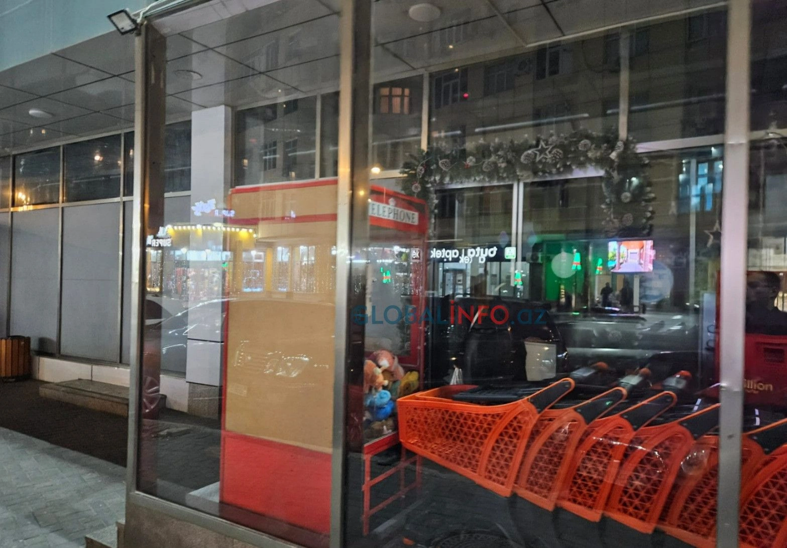 Adnan Əhmədzadənin supermarketi bağlandı – FOTO