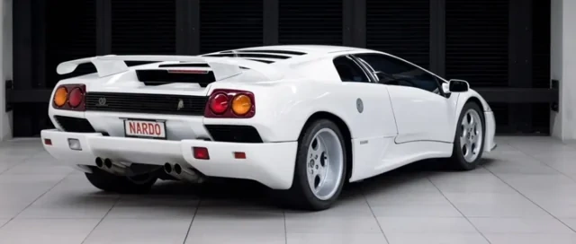 Bruney kral ailəsinə məxsus unikal "Lamborghini" hərraca çıxarılır - Foto