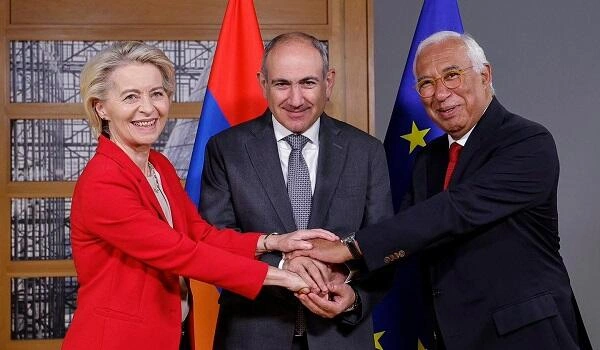 AB və İrəvan arasında 44 bəndlik sazişin Bakı ilə bağlı bəndi