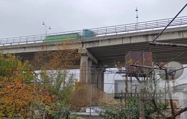 Şabran körpüsünün ətrafındakı bəzi evlər qəzalı vəziyyətə düşüb