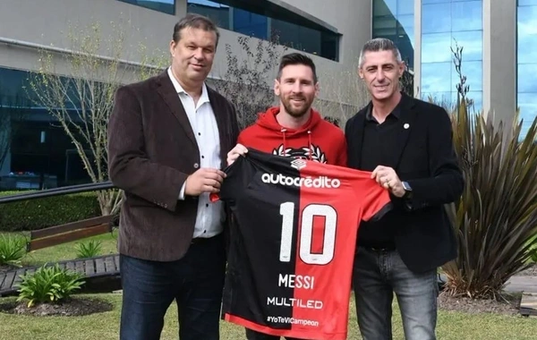 Messinin Argentina klubuna keçidi üzrə danışıqlar başlayıb