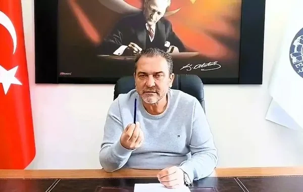 Türkiyədə CHP-nin bələdiyyə sədri və həyat yoldaşı saxlanıldılar