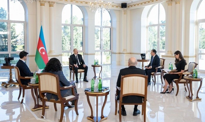 Prezident yerli televiziya kanallarına müsahibə verdi