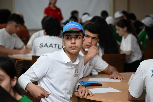 "Zəkaların mübarizəsi II" olimpiadasının final mərhələsi keçirilib - FOTO