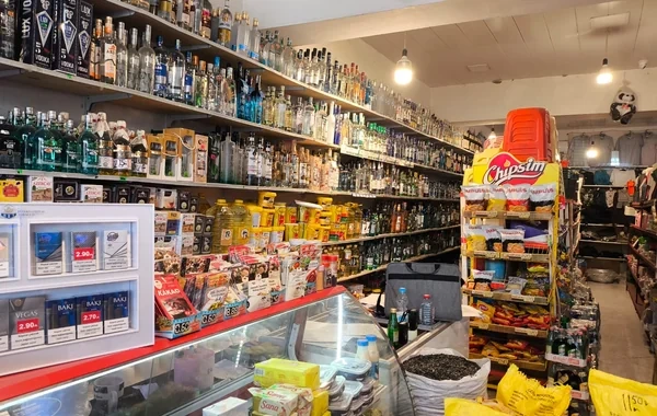Azərbaycanda 57 ticarət obyektində aksizli mallarla bağlı pozuntular aşkarlanıb - FOTO