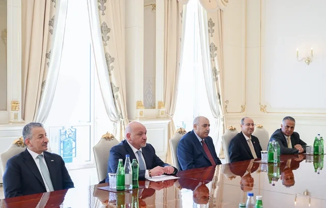 Prezident İlham Əliyev İordaniya Nümayəndələr Palatasının nümayəndə heyətini qəbul edib - FOTO