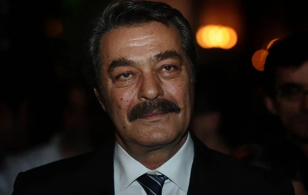 Kadir İnanır vəfat etdi