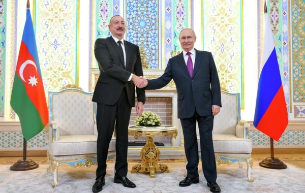 News.ru: Vladimir Putin rusiyalıların İrandan təxliyəsinə görə İlham Əliyevə təşəkkür etdi