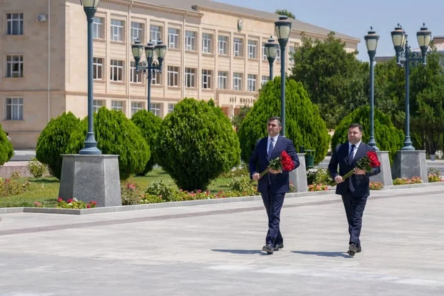 Yeni icra başçıları kollektivlərə təqdim edildilər - FOTO