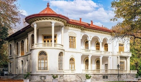 İsrail və ABŞ vurdu: Bu tarixi kompleksə ziyan dəydi