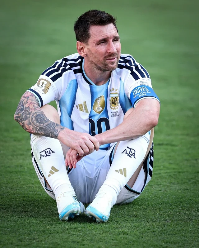 Messi məğlubiyyətdən sonra göz yaşlarını saxlaya bilmədi - FOTO - VİDEO
