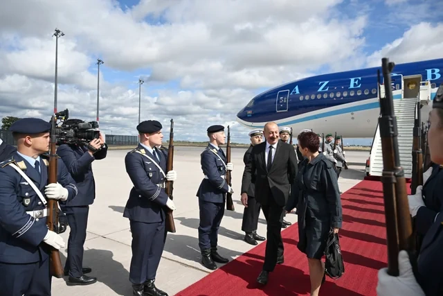 Azərbaycan Prezidenti İlham Əliyev Almaniyaya rəsmi səfərə gedib - FOTO