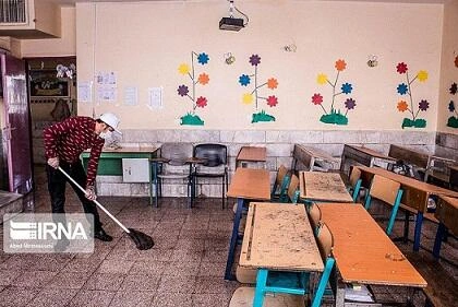 Şagirdlərdən müəllimlərə qarşı qeyri-etik hərəkət - Video