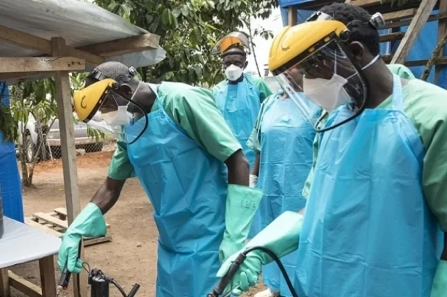 Konqoda Ebola qurbanlarının sayı artır: Qorxunc xəstəlik beş regiona yayılıb