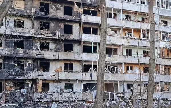 Kiyevə zərbələr nəticəsində azərbaycanlı ailənin mənzili dağıldı - Foto