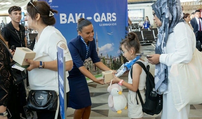 AZAL Qarsa ilk reysini həyata keçirdi - Foto