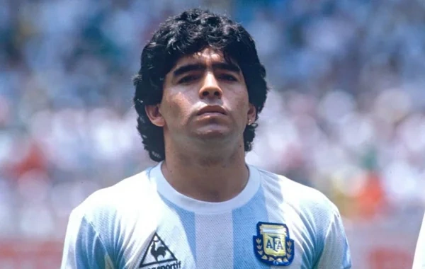 Maradonanın ölüm işində YENİ DETALLAR: Həkimlər onun ailəsinə yalan danışıblar?