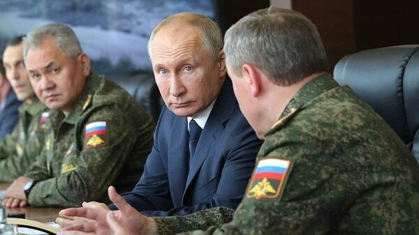 Putinin cəbhədəki vəziyyətdən xəbəri yoxdur - Hesabat