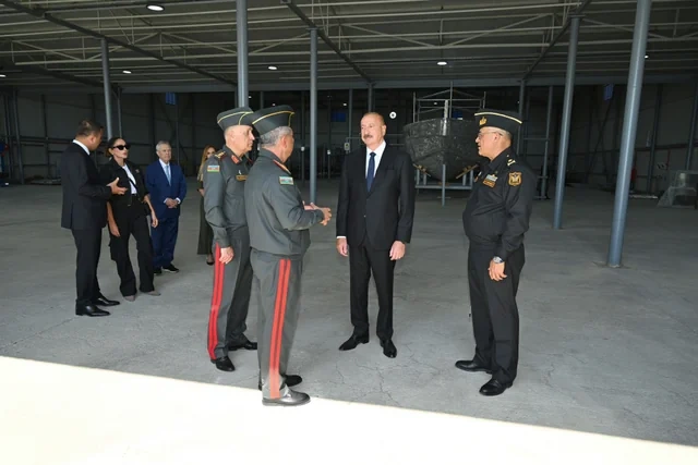Prezident İlham Əliyev Hərbi Dəniz Qüvvələrində olub - FOTO