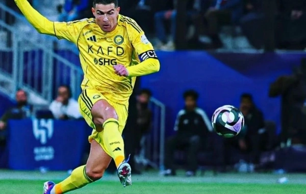 Ronaldu 960-cı qolunu vurdu, komandası qalib gəldi