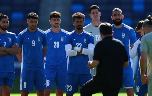 İran millisi FIFA-dan şikayətləndi