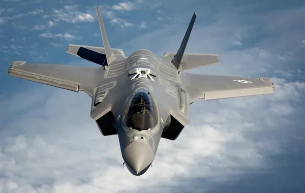 "F-35" pilotu İrana qarşı əməliyyat zamanı qəlpə yaraları alıb