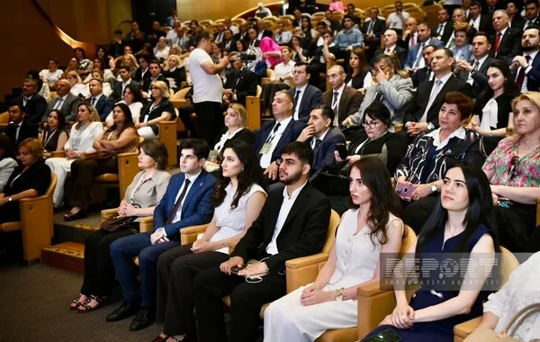Bakıda Yaxın Şərqin türkman irsinə həsr olunan forum keçirilib - FOTO