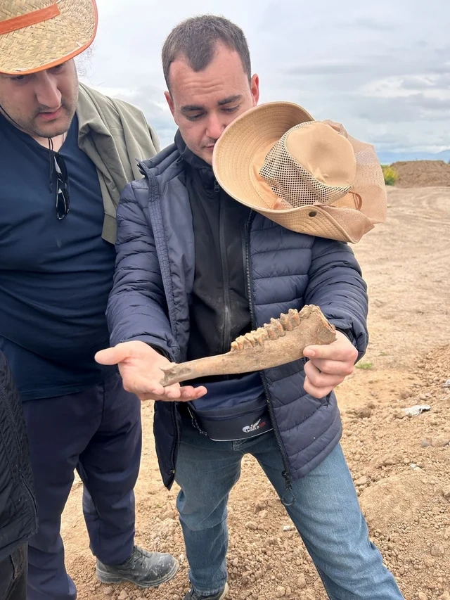 Ağdərə və Ağdam rayonlarında yeni arxeoloji abidələr aşkar edildi - FOTO