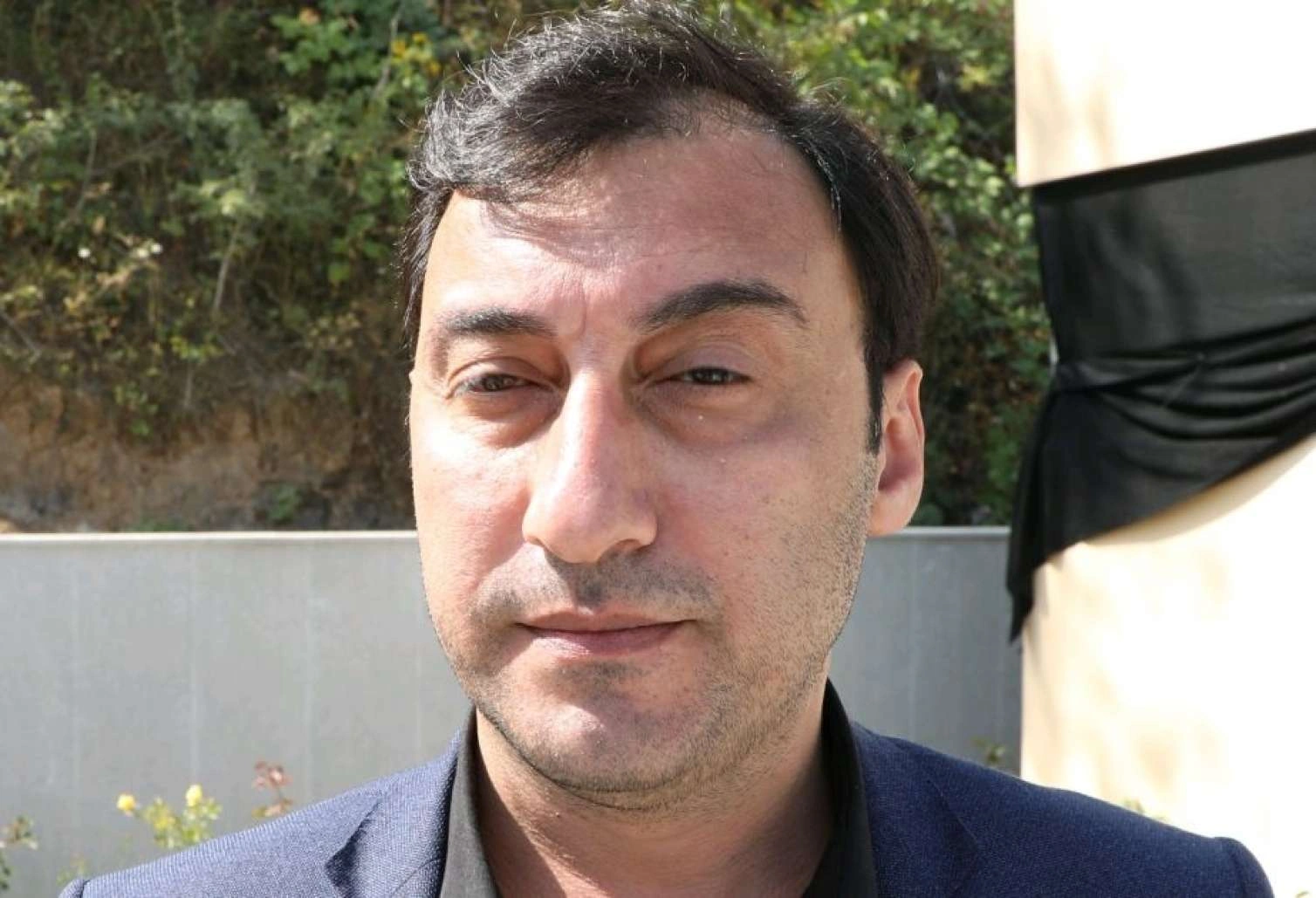 AYB 183 güneyli yazıçının müraciətinə baxacaq