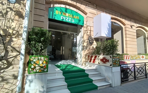 "Gecə üçdə xəbər verdilər ki, sabahdan işə gəlməyin, obyekt bağlanır" - Tanınmış restoranda əməkhaqqı qalmaqalı
