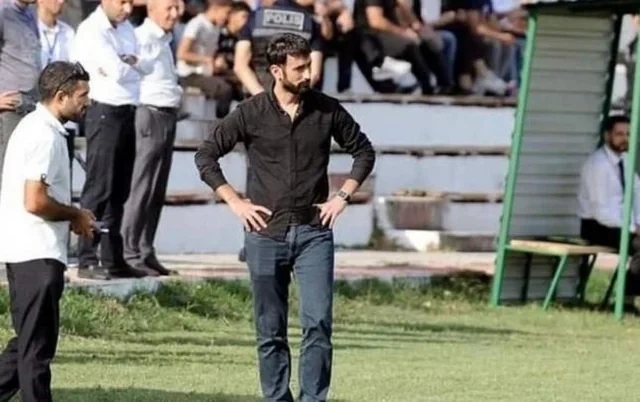 Azərbaycanda hakimi təhqir edən klub rəhbərinə cəza verildi - Foto