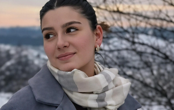 Faciəli şəkildə ölən 23 yaşlı Şükranın FOTOSU